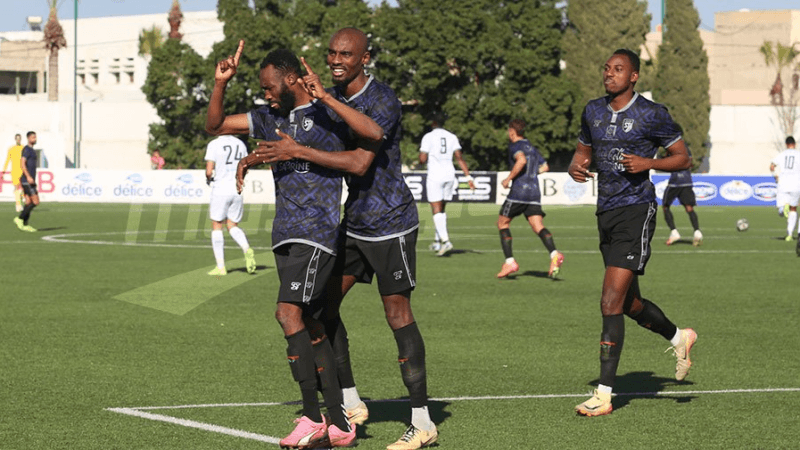 Ligue 1: Le ST seul aux commandes, le CA repasse deuxième