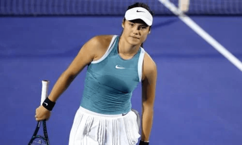 WTA 1000 de Dubaï: Un harceleur 'obsessionnel' fait pleurer Raducanu