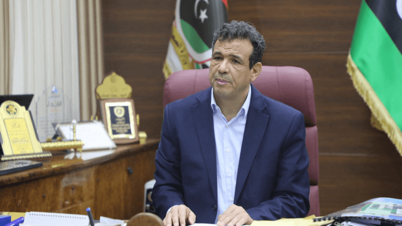 الدبيبة يقيل وزير الصحّة الليبي بسبب شحنة أدوية عراقية