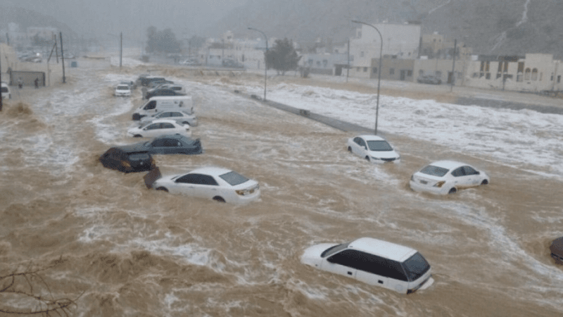 وفيات وجرحى في الجزائر جراء فيضانات وأمطار غزيرة