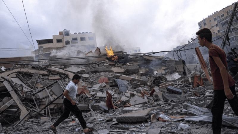 Gaza à genoux, Israël intensifie son offensive