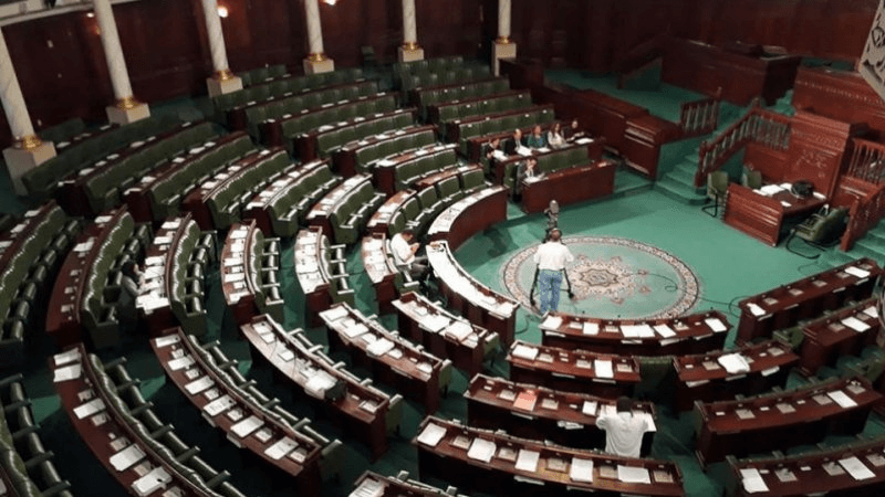 ARP: La loi sur les contrats de travail et la sous-traitance adoptée