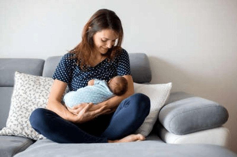 Allaitement : Ce geste précieux négligé par 82% des mamans tunisiennes