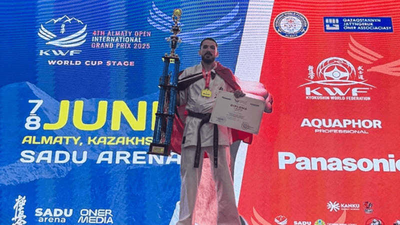 لاعب المنتخب الوطني للكيوكوشنكاي خالد جماعة يحصد الذهب في كازاخستان
