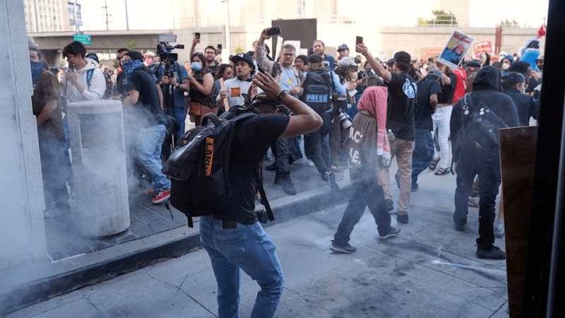 Heurts et manifestations à Los Angeles : zones interdites décrétées