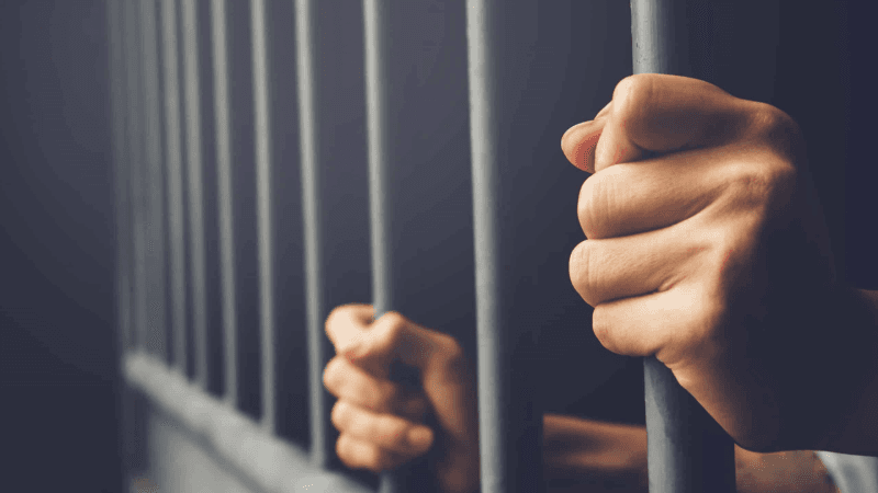 السجن بقية العمر لمتّهم بقتل شاب أمام ملهى ليلي في قمرت