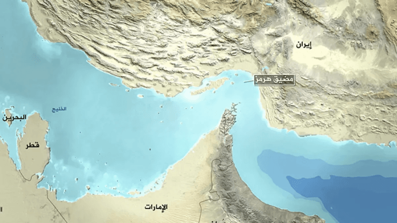إيران تهدّد بإغلاق مضيق هرمز البحري