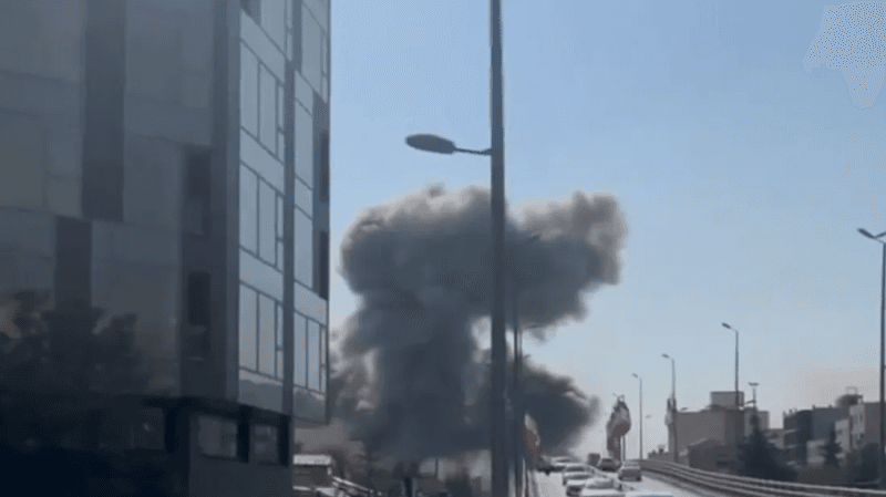إسرائيل تقصف مقر الإذاعة والتلفزيون في طهران