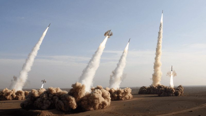 إيران تردّ على الاستهداف الأمريكي لمواقع نووية بقصف إسرائيل