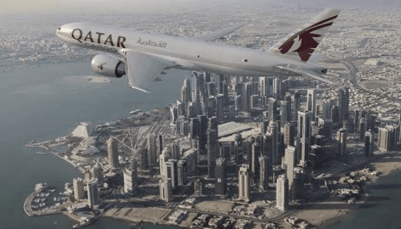 Le Qatar rouvre son espace aérien