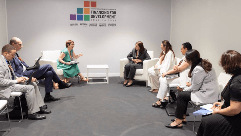 الزنزري: هذه المظاهر كشفت هشاشة نظام التمويل العالمي الحالي..