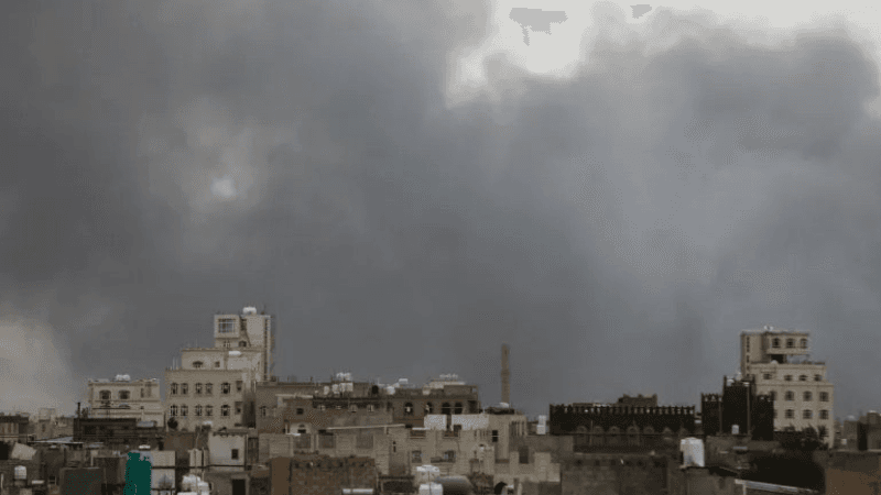 قصف إسرائيلي على الحديدة في اليمن