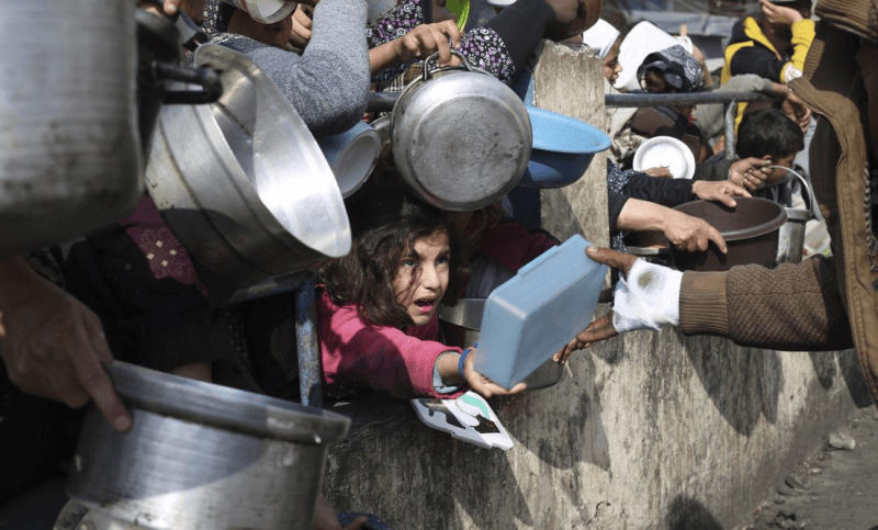 Gaza: Bousculade meurtrière à un point d’aide