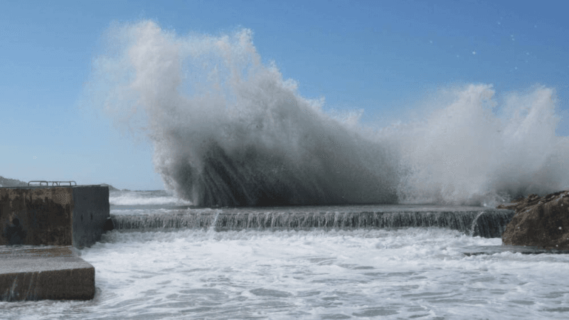 Puissants séismes au large de l'Extrême-Orient russe, alerte tsunami