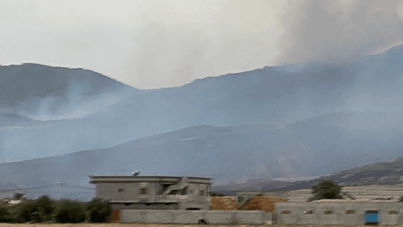 باجة:حريق جبل سيار يمتد إلى قرية الحنانشة..وتوصل الجهود لتطويقه