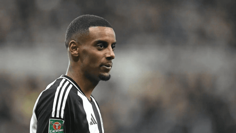 نيوكاسل يرفض عرضا ضخما من ليفربول للتعاقد مع السويدي إيزاك