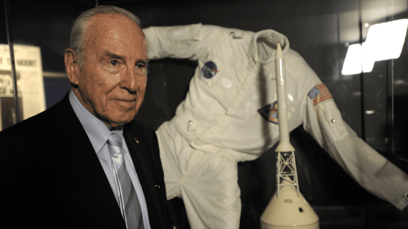 Décès de Jim Lovell, commandant de la mythique mission Apollo 13