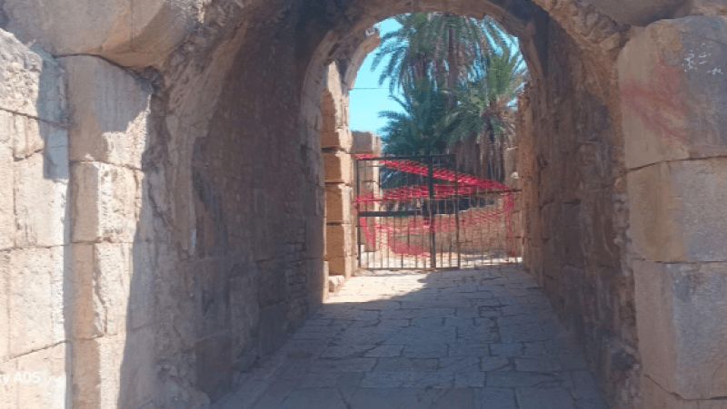 جندوبة: إغلاق مدخل المسرح الأثري بلاريجيا