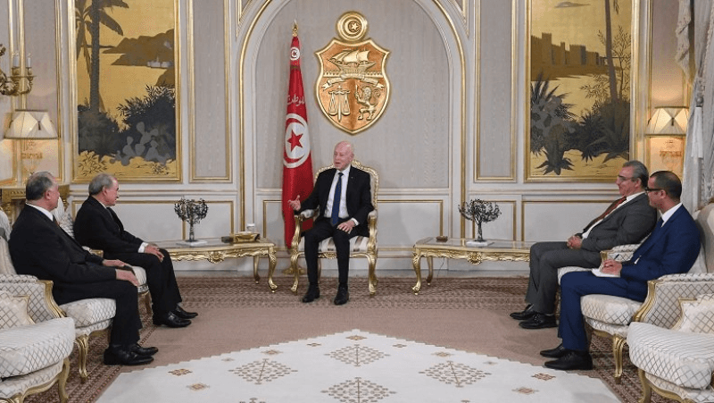 Saïed loue les avocats arabes et leur soutien à la cause palestinienne
