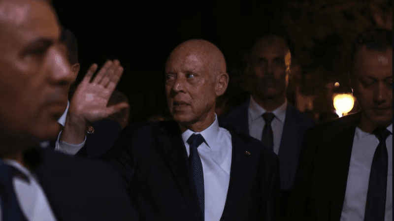 رئيس الجمهورية في زيارة فجئية إلى حلق الوادي
