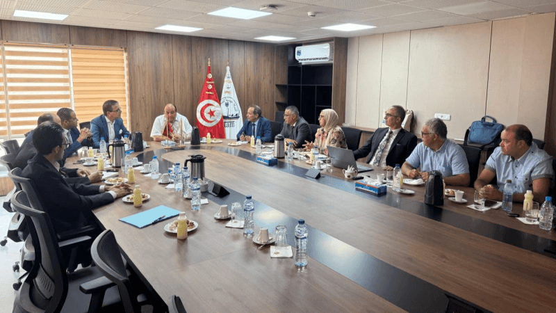 شركة الشحن وكونكت تتفقان على حلول لتسريع تسليم البضائع بالموانئ