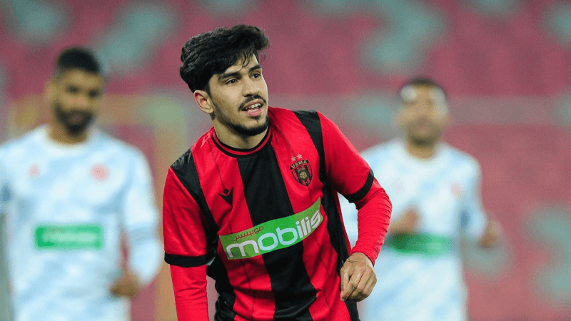 النجم الساحلي يتعاقد مع المهاجم الجزائري محمد بن معزوز