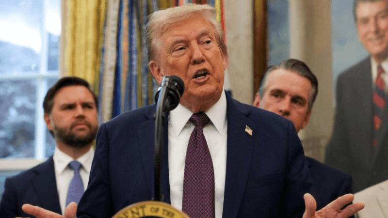 Trump: Onze 'narcoterroristes' tués par une frappe américaine