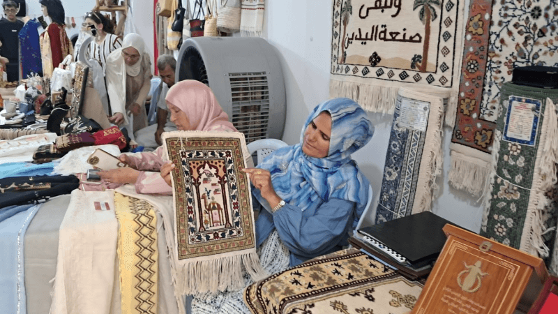 أكثر من 90 حرفيا في معرض الصناعات التقليدية بالقيروان