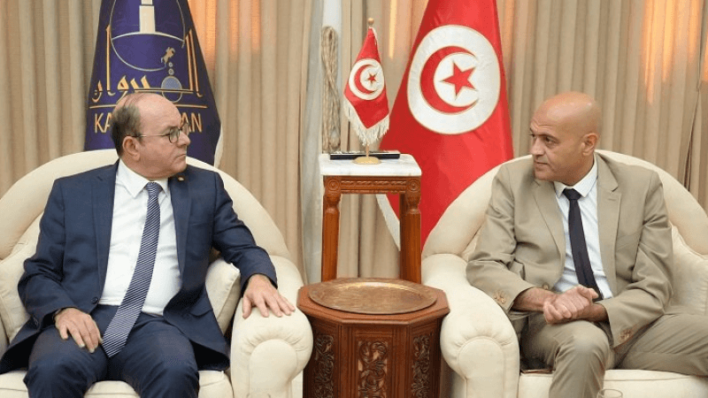 وزير السياحة: القطاع السياحي يحتاج لتطوير خدماته للوافدين الصينيين