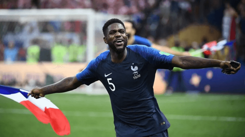 Foot: L'international français Samuel Umtiti prend sa retraite