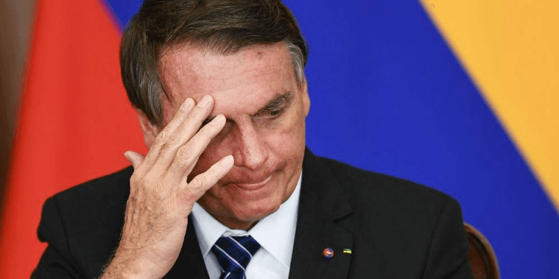 Brésil : l’ex-président Jair Bolsonaro hospitalisé