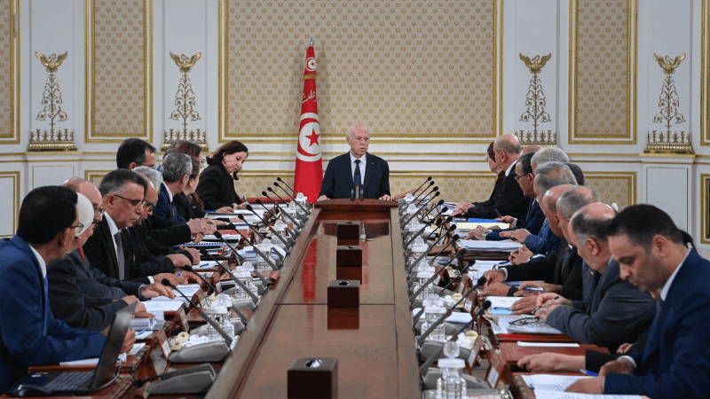 Saïed préside une réunion du conseil des ministres