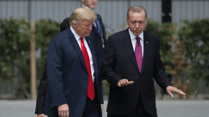 ترامب يعلن استعداده لرفع العقوبات عن تركيا بشكل فوري