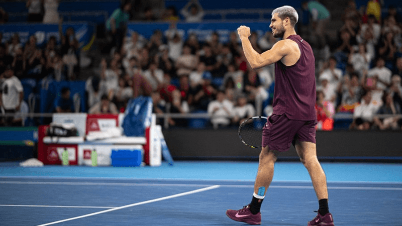 Tennis: Carlos Alcaraz sacré à Tokyo