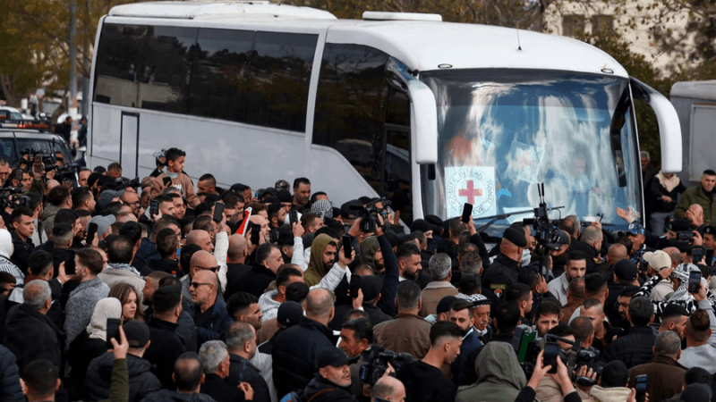 المُقاومة: الإفراج عن الأسرى محطة مضيئة في مسار متواصل نحو تحرير الأرض