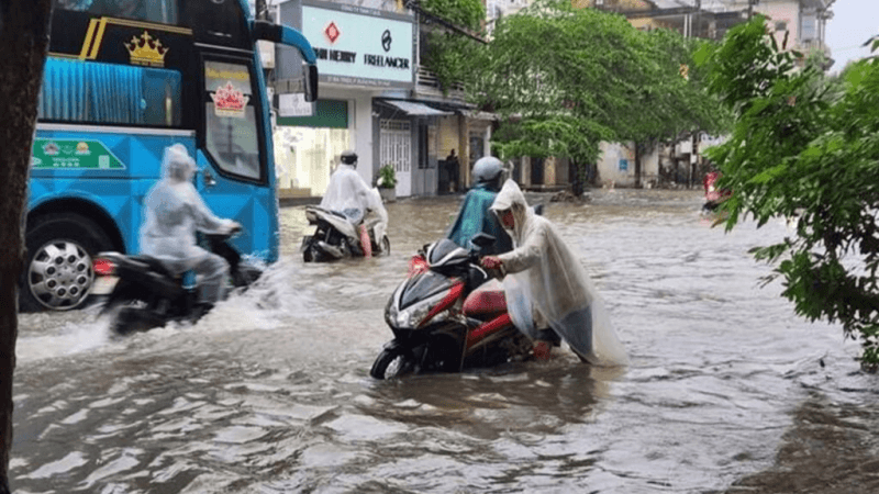 Vietnam: Plus d'un mètre de précipitations en 24 heures