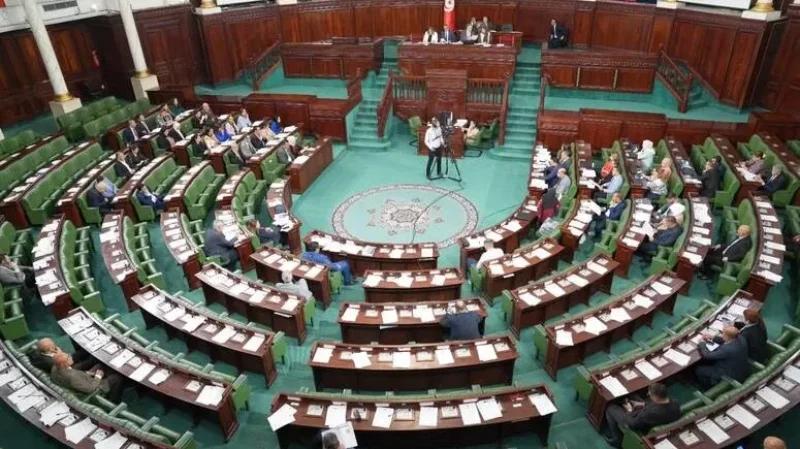 العامري: يجري العمل على استكمال الإطار التشريعي والقانوني للداخلية