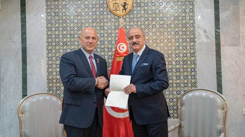 وزير الخارجية يتسلم نسخة من أوراق اعتماد سفير أمريكا الجديد لدى تونس
