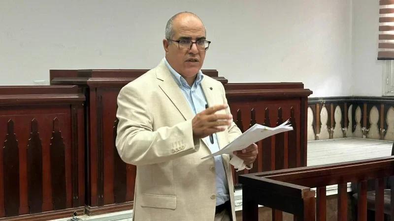 عميد المحامين يحتج على عدم احترام حقوق الدفاع