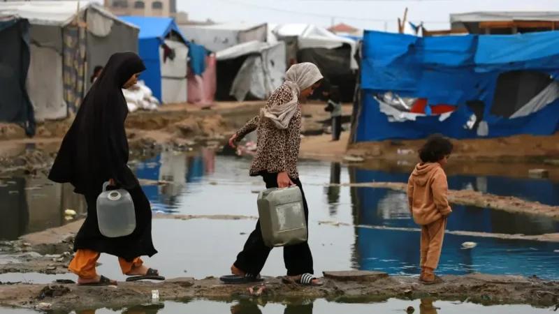 من الإبادة إلى الغرق: كارثة تضرب خيام 900 ألف نازح في خان يونس