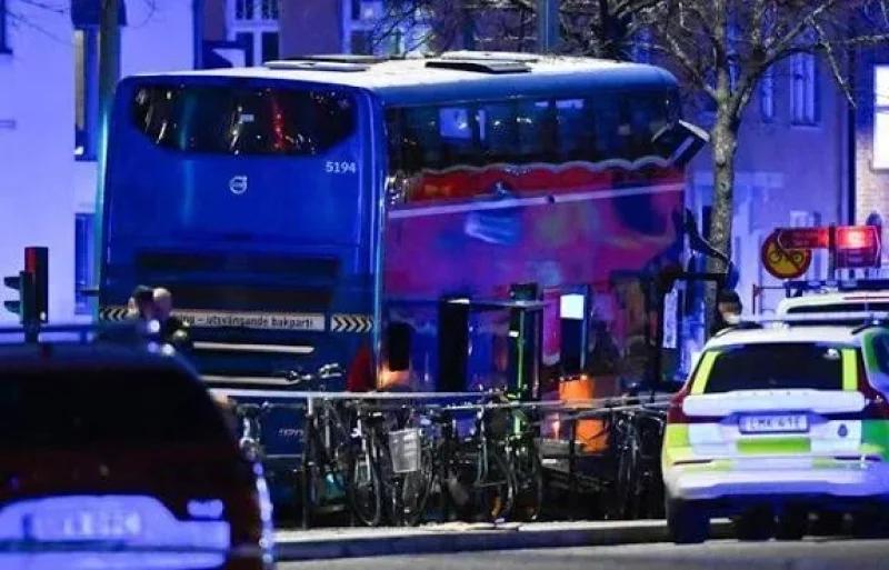 Stockholm : un bus percute des passants, plusieurs morts et blessés