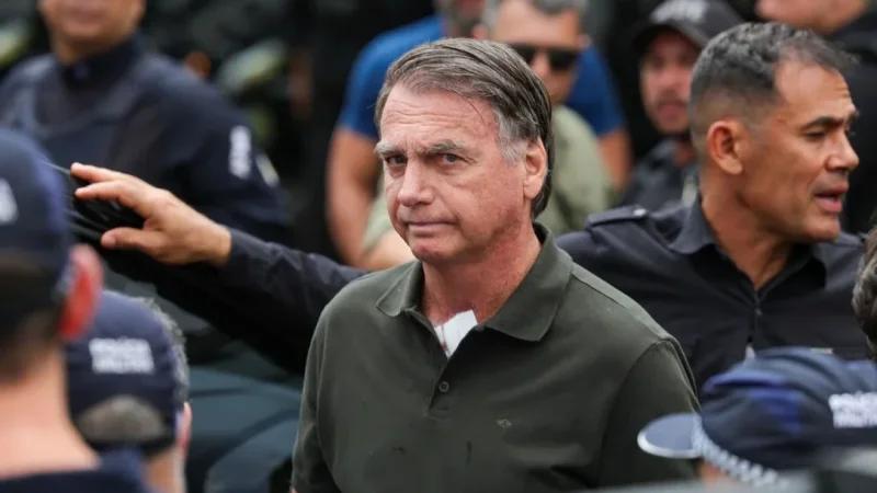 Brésil: l'ex-président Jair Bolsonaro en détention provisoire