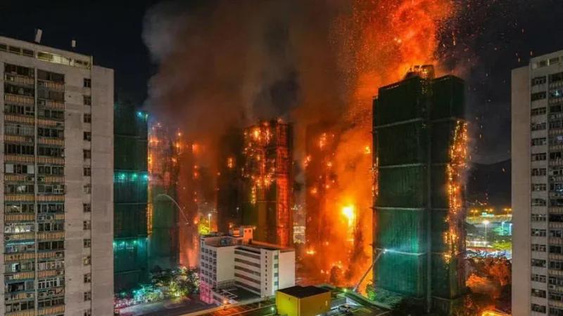 Hong Kong: Incendie dans un complexe immobilier...55 morts