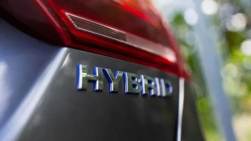 Allègement fiscal pour les voitures hybrides rechargeables