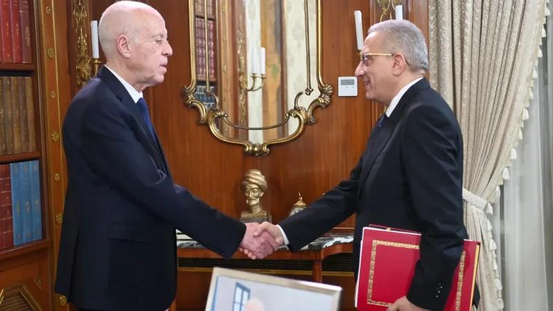 تقدّم أشغال بناء مستشفيات في لقاء رئيس الجمهوريّة بوزير الصحة