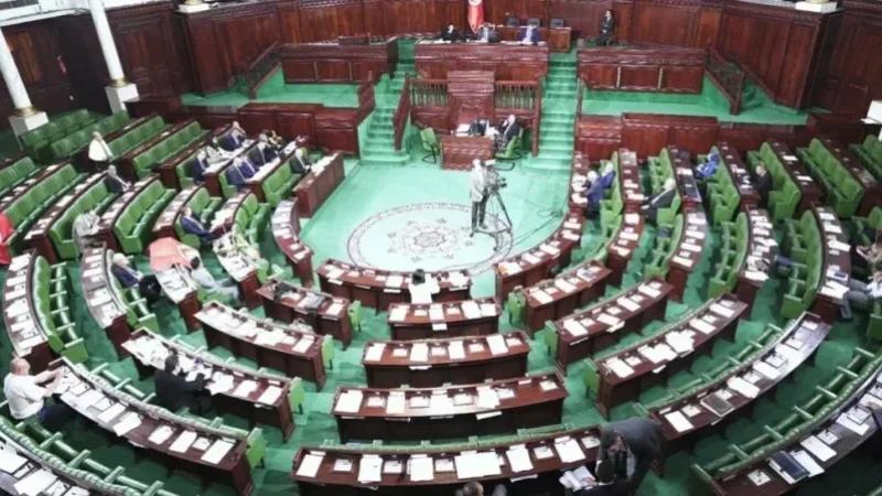 المصادقة على فصل الامتياز الجبائي للعائلات لاقتناء السيارات معدّلا