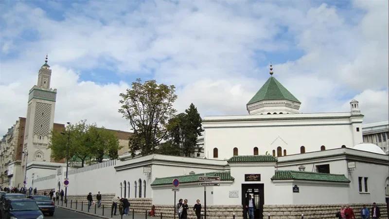 ثلث مسلمي فرنسا يؤكدون معاناتهم من التمييز