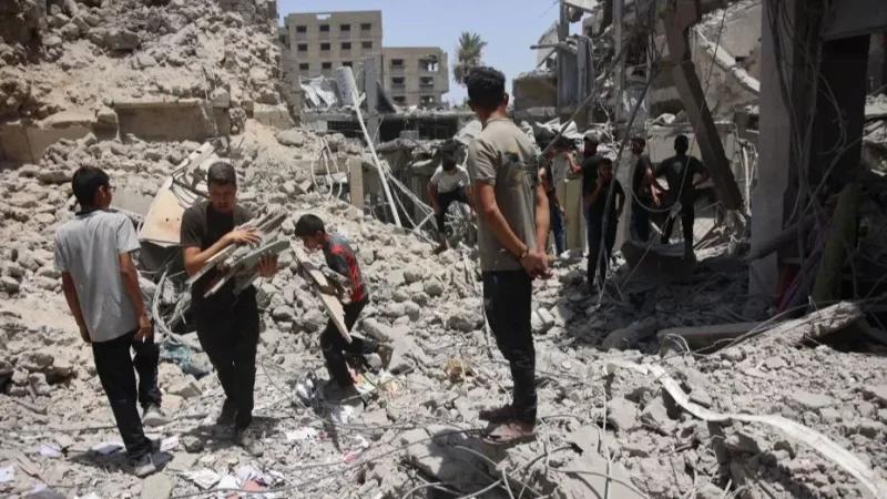 غزة: تجدد القصف وإطلاق النار.. ونسف المباني متواصل