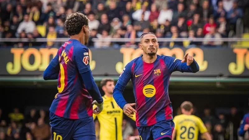 رافينيا ويمال يقودان برشلونة لفوز مريح على فياريال