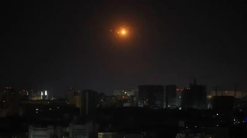 أوكرانيا تعلن شنّ هجوم جويّ روسيّ على كييف